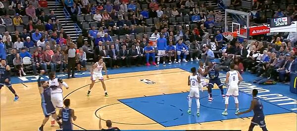 Валанчюнас и Мемфис растеряли все в Оклахома-Сити  - Sputnik Литва