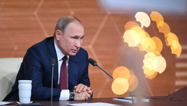 Ежегодная большая пресс-конференция президента РФ В. Путина, 19 декабря 2019 - Sputnik Литва