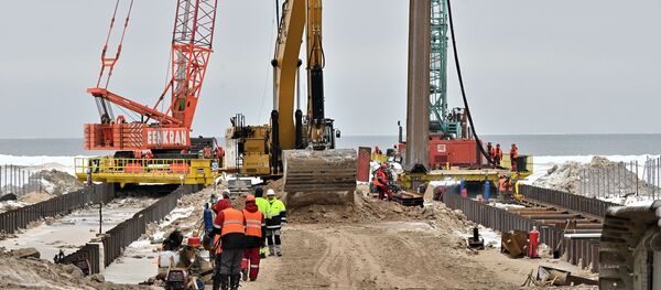 Установка коффердама на российском берегу, архивное фото - Sputnik Литва