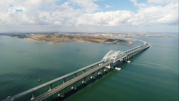 Ketveri metai per 150 sekundžių: vaizdo įrašas apie Krymo tilto statybas - Sputnik Lietuva