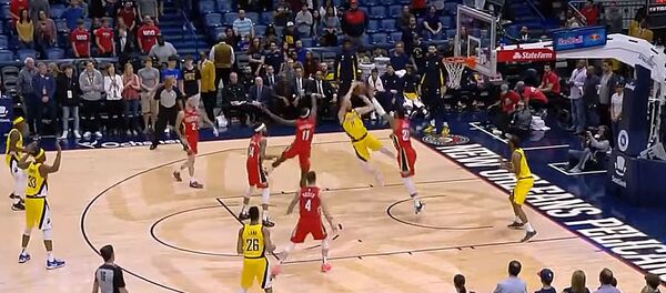 Домантас Сабонис принял участие в историческом матче НБА - Three Brothers Домантас Сабонис принял участие в историческом матче НБА - Three Brothers - Sputnik Литва