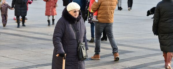 Вильнюс, прохожие, архивное фото - Sputnik Литва