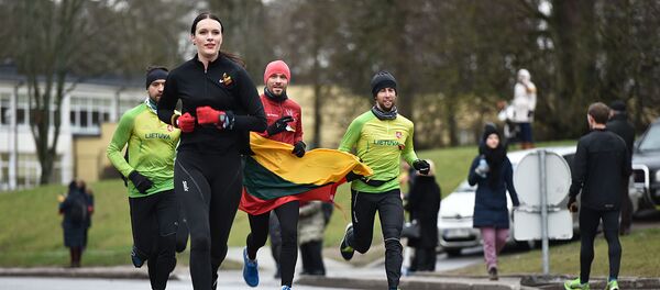 Bėgimas Gyvybės ir mirties keliu Bėgimas Gyvybės ir mirties keliu - Sputnik Lietuva