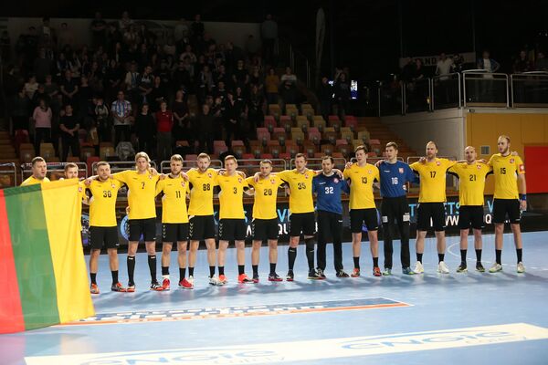 Гандболисты Литвы отыграли на пять в первом отборе на ЧМ-2021 - Sputnik Литва