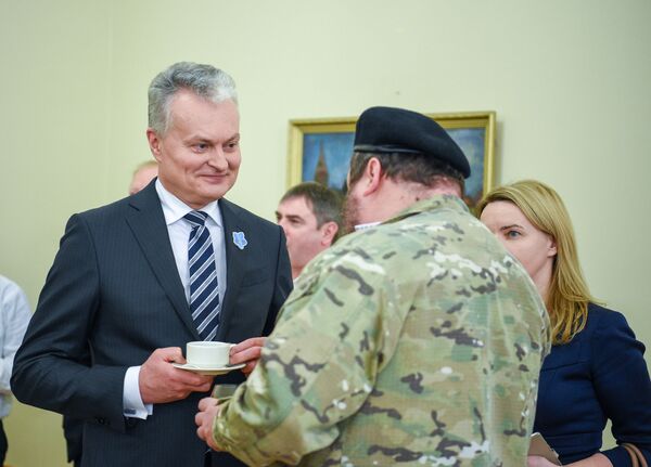 Lietuvoje medaliu apdovanotas Kijevo karinės operacijos prieš Donbasą dalyvis Lietuvoje medaliu apdovanotas Kijevo karinės operacijos prieš Donbasą dalyvis - Sputnik Lietuva