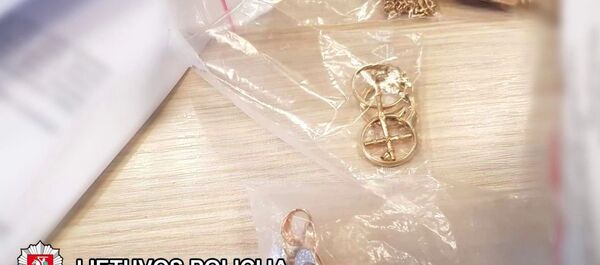 Klaipėdoje pavogti aukso papuošalai Klaipėdoje pavogti aukso papuošalai - Sputnik Lietuva