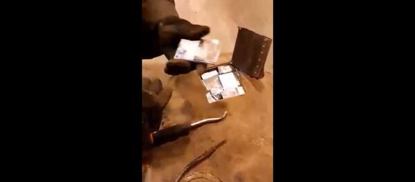 Белорусы провозили в Литву контрабанду сигарет в топливном баке Белорусы провозили в Литву контрабанду сигарет в топливном баке - Sputnik Литва