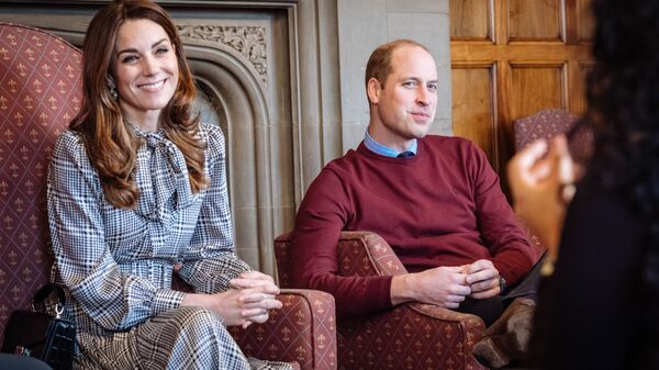 Герцог и герцогиня Кембриджские – принц Уильям и Кейт Миддлтон – посетили город Брадфорд - Sputnik Lietuva