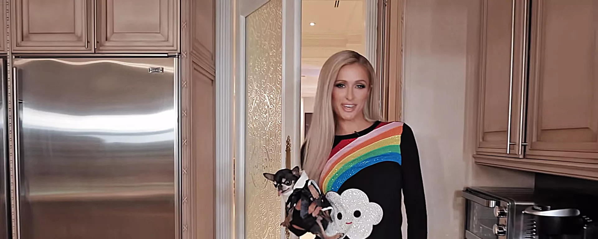 Paris Hilton bando gaminti naujame kulinariniame šou YouTube kanale - Sputnik Lietuva, 1920, 17.01.2020