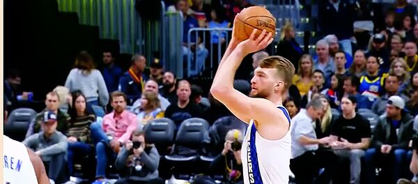 Сын Сабониса впервые сделал трипл-дабл в НБА - Sputnik Литва