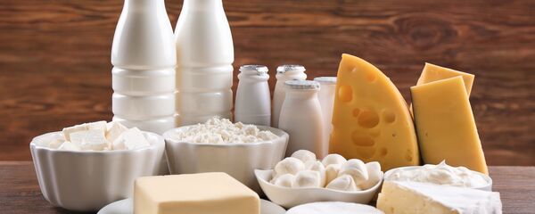 Молочные продукты, архивное фото - Sputnik Литва