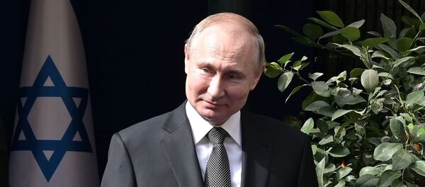 Президент РФ Владимир Путин после встречи в Иерусалиме с матерью осужденной в РФ израильтянки Наамы Иссахар Яфрой, 23 января 2020 - Sputnik Литва