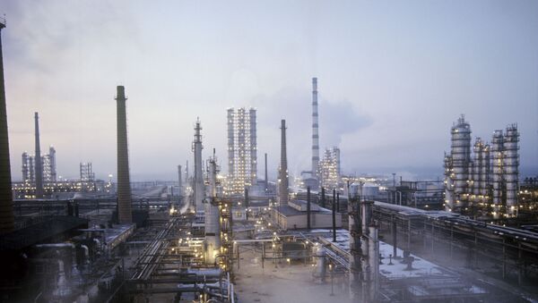 Новополоцкий нефтеперерабатывающий завод - Sputnik Lietuva