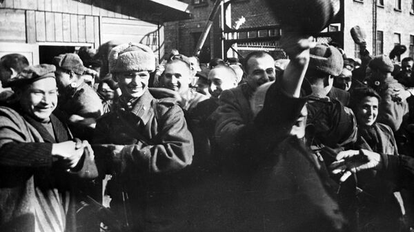 Radoje įvardijo ideologinius spąstus, į kuriuos pateko Zelenskis Radoje įvardijo ideologinius spąstus, į kuriuos pateko Zelenskis - Sputnik Lietuva