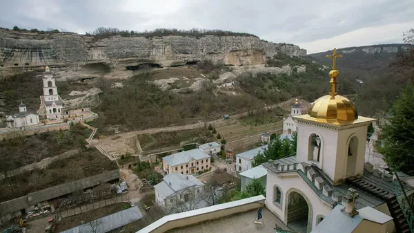 Iškirsta uolose istorija. Kuo garsios Krymo šventyklos Iškirsta uolose istorija. Kuo garsios Krymo šventyklos - Sputnik Lietuva