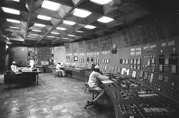 В помещении блочного щита управления энергоблока Чернобыльской АЭС, 1986 год - Sputnik Lietuva