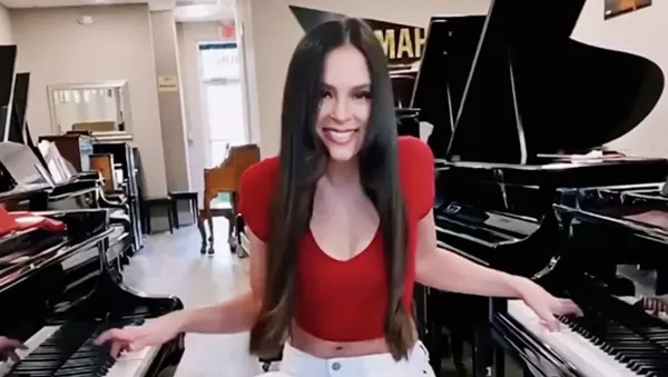 Amerikiečių pianistė ​​Lola Astanova  - Sputnik Lietuva