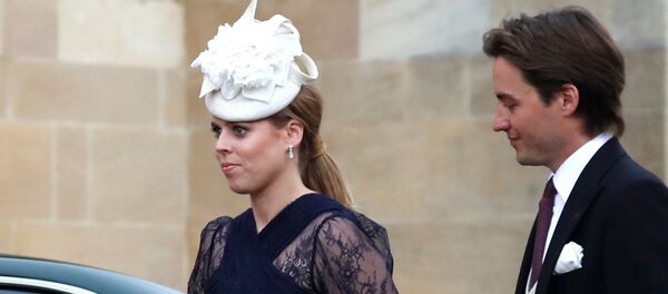 Британская принцесса Беатрис Йоркская и её жених Эдоардо Мапелли Моцци, архивное фото - Sputnik Lietuva
