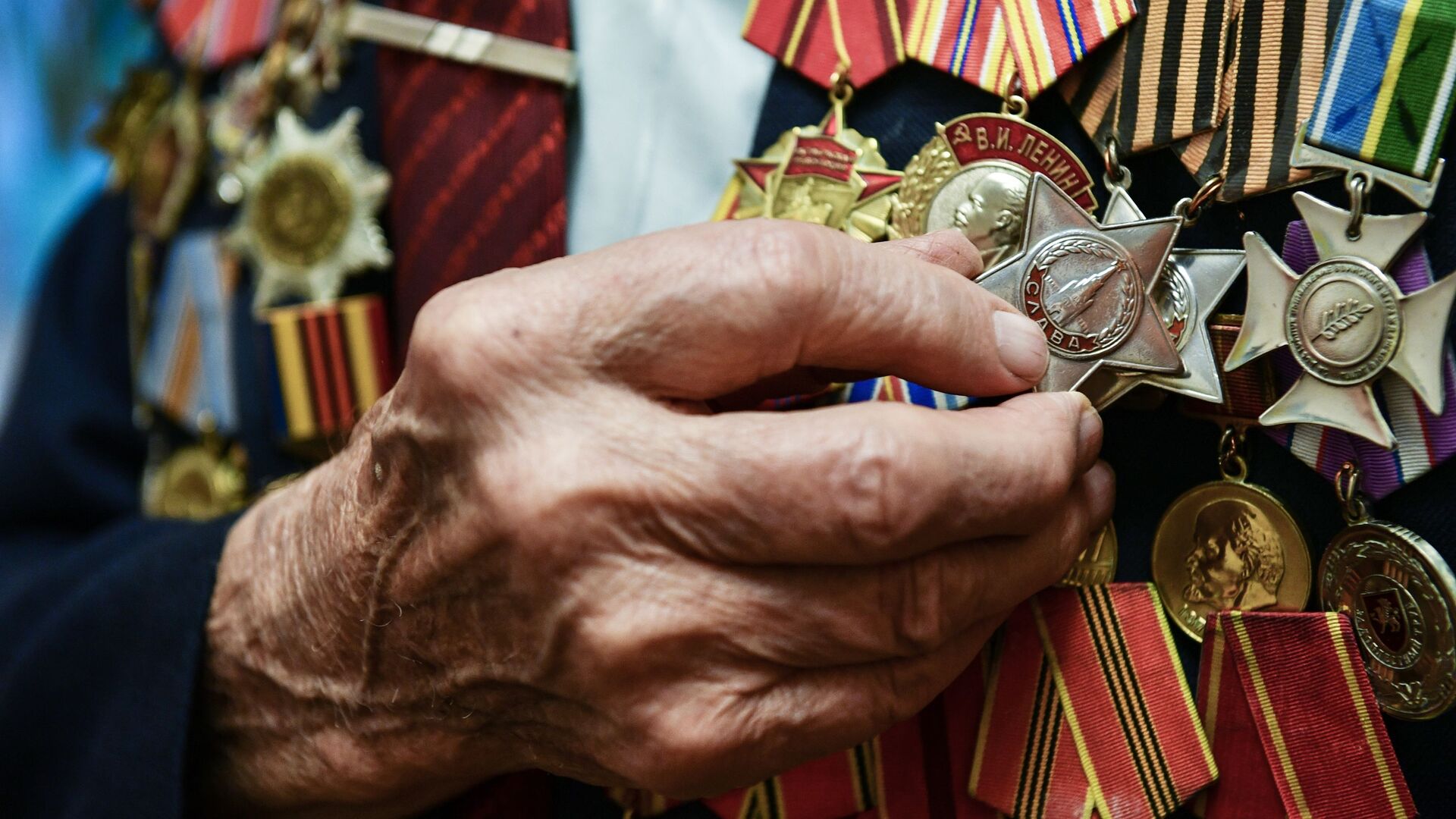 Боевые награды ветерана Великой Отечественной войны, архивное фото Боевые награды ветерана Великой Отечественной войны, архивное фото - Sputnik Литва, 1920, 08.05.2025