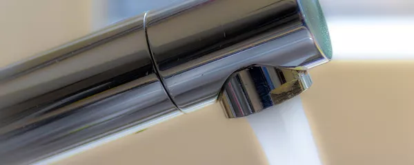 Водопроводный кран, архивное фото Водопроводный кран, архивное фото - Sputnik Lietuva