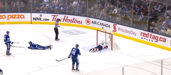 Битва вратарей и новый хит-трик Овечкина: лучшие моменты 18-й недели НХЛ - Sputnik Литва