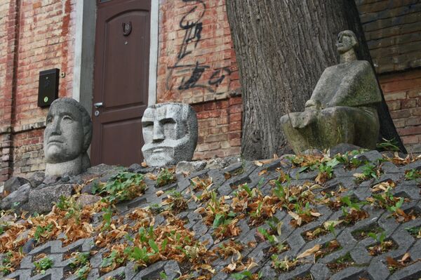 Скульптуры — тоже жители Ужуписа - Sputnik Литва