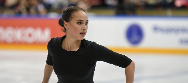 Российская фигуристка Алина Загитова, архивное фото Российская фигуристка Алина Загитова, архивное фото - Sputnik Литва