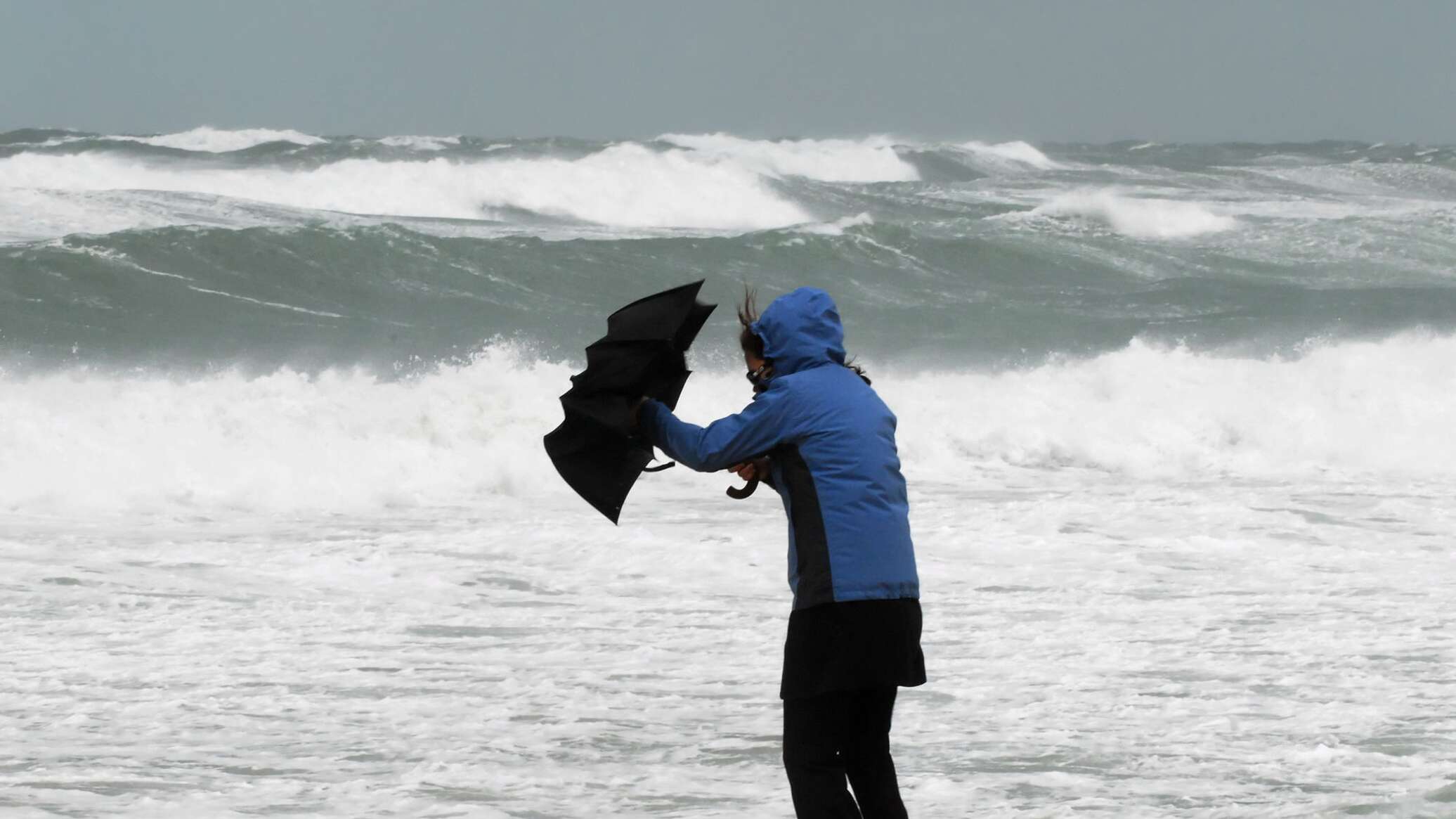 Сильный ветер 2019. Сильный ветер на пляже. Strong Wind.