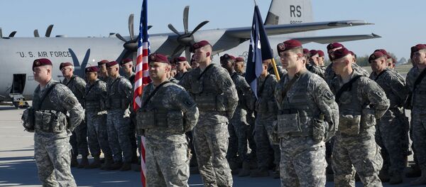 Американские десантники на Шауляйской авиационной базе, архивное фото - Sputnik Литва