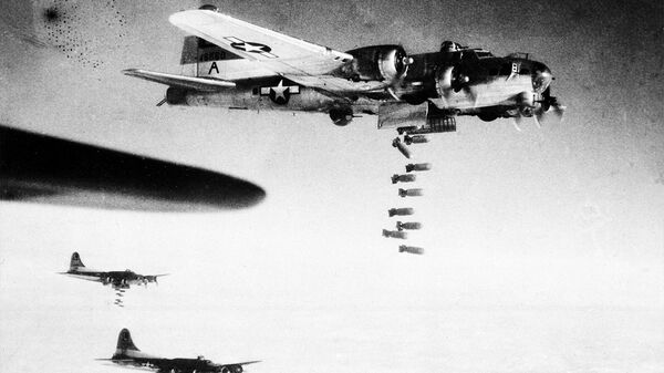 Ugnies viesulas: kodėl amerikiečiai sudegino Tokiją Ugnies viesulas: kodėl amerikiečiai sudegino Tokiją - Sputnik Lietuva