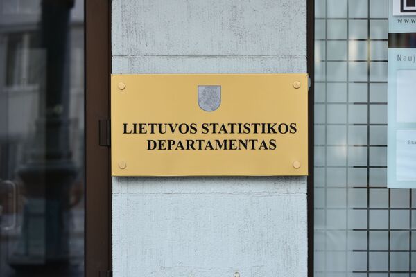 Акция протеста против  ложной информации и скрытия истинной статистики - Sputnik Литва