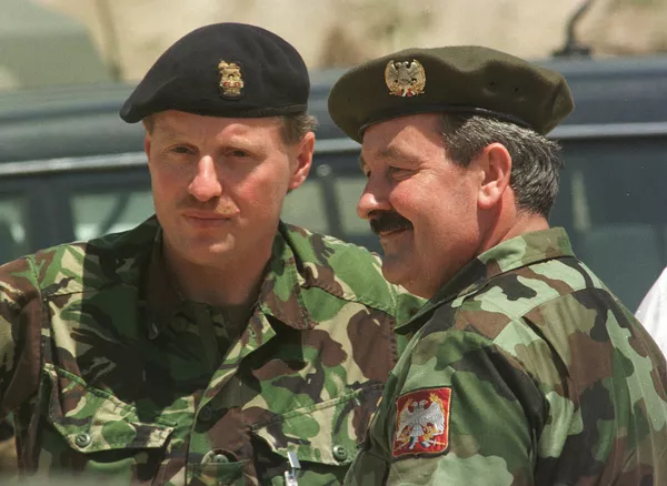 Pasirengimas smūgiui: kodėl NATO nori pasiglemžti Šiaurės Makedoniją Pasirengimas smūgiui: kodėl NATO nori pasiglemžti Šiaurės Makedoniją