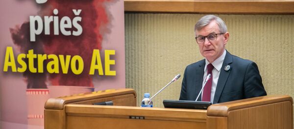 Спикер Сейма Литвы Викторас Пранцкетис на съезде Движения против Островецкой АЭС - Sputnik Литва