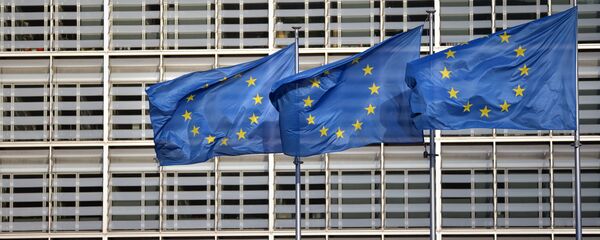 Флаги с символикой Евросоюза в Брюсселе, архивное фото - Sputnik Литва