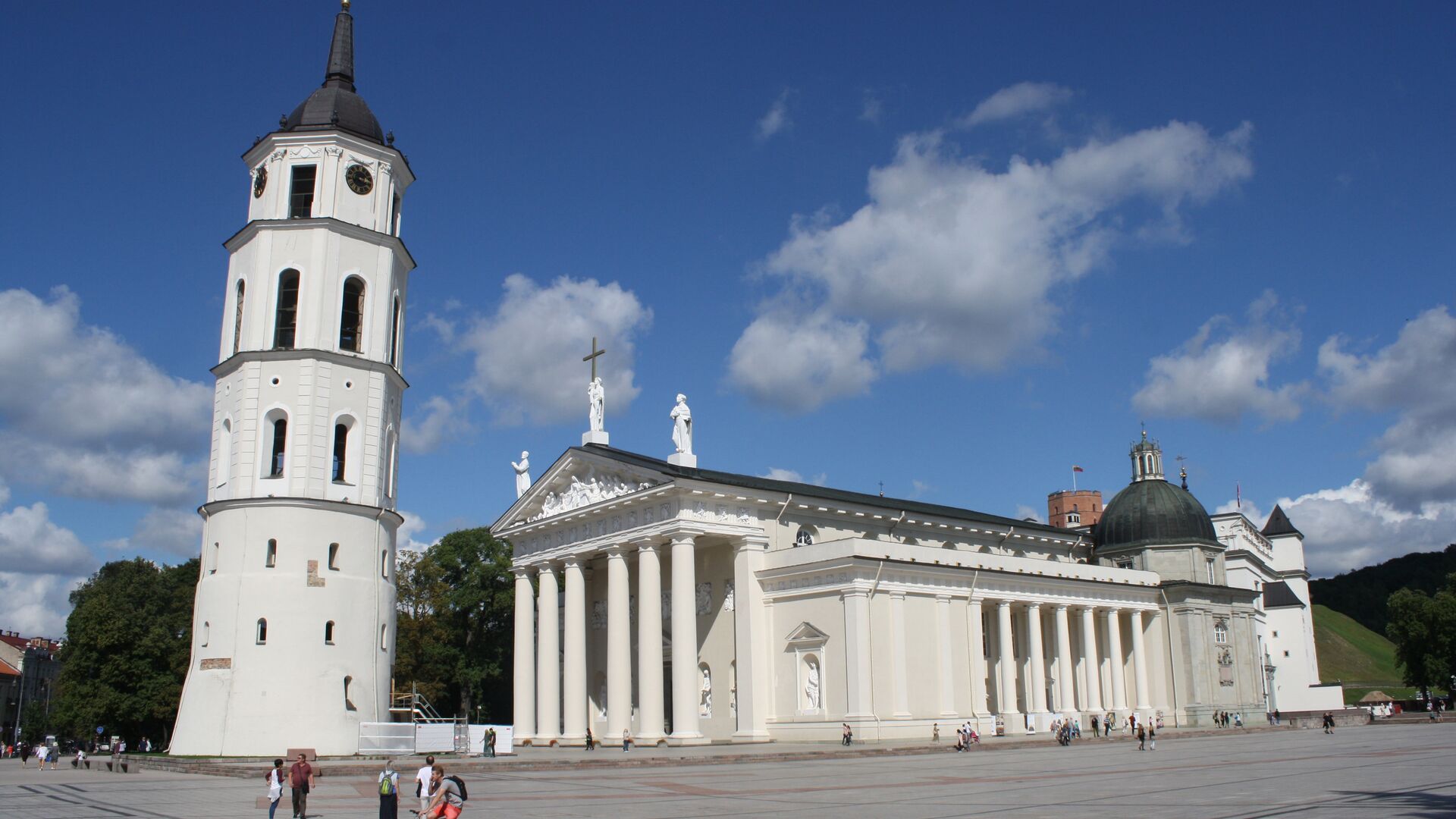 Кафедральный собор Вильнюса и колокольня - Sputnik Литва, 1920, 23.06.2021