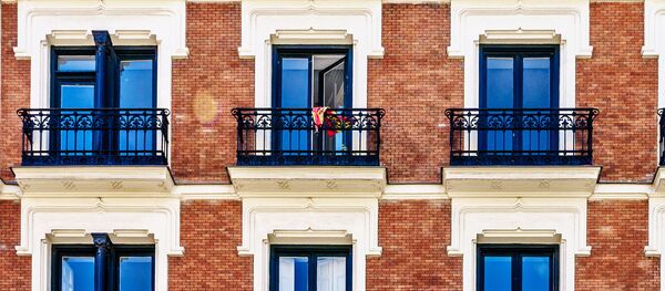 Окна многоэтажного здания, архивное фото  - Sputnik Lietuva