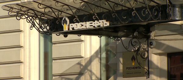 Trampas naudoja sankcijas prieš Rosneft, kad darytų spaudimą jos partneriams Europoje ir Azijoje - Sputnik Lietuva