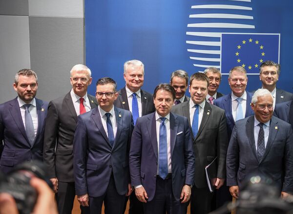 Президент Литвы рассказал, что нужно для принятия нового бюджета ЕС - Sputnik Литва