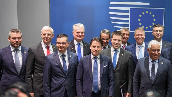 Лидеры стран-участниц ЕС на обсуждении бюджета в Евросовете, 21 февраля 2020 - Sputnik Lietuva