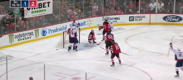 700!!! Александр Овечкин забросил свою 700-ю шайбу в НХЛ - Sputnik Литва