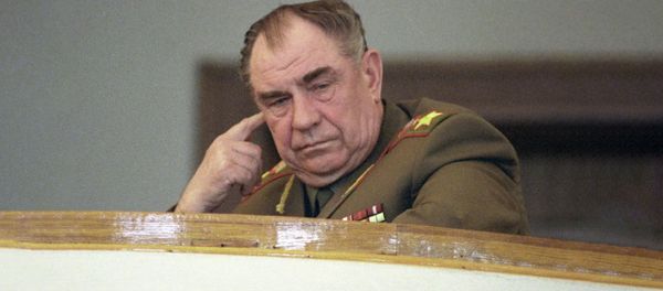 Министр обороны СССР Дмитрий Язов, архивное фото - Sputnik Lietuva