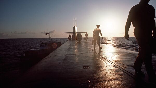  Члены экипажа подводной лодки ВМС США, архивное фото - Sputnik Lietuva