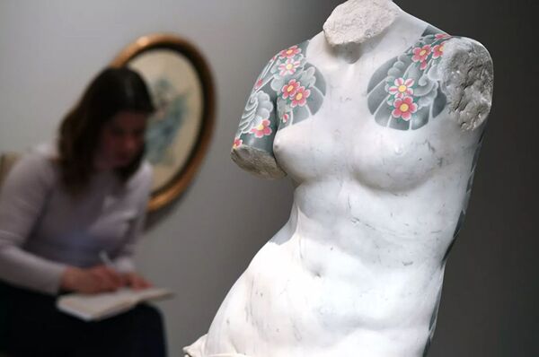 Nuo Senovės Egipto iki Lady Gagos. Kaip tatuiruotės užkariavo pasaulį Nuo Senovės Egipto iki Lady Gagos. Kaip tatuiruotės užkariavo pasaulį - Sputnik Lietuva