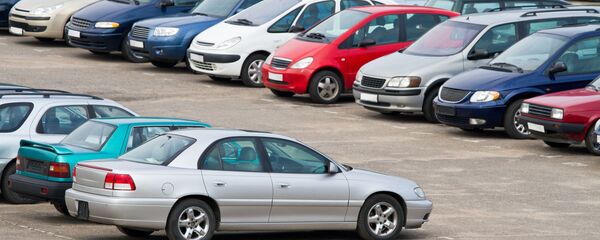 Стоянка автомобилей, архивное фото - Sputnik Литва