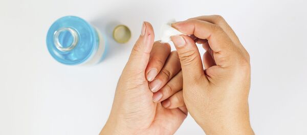 Дезинфицирующий гель, архивное фото Дезинфицирующий гель, архивное фото - Sputnik Литва