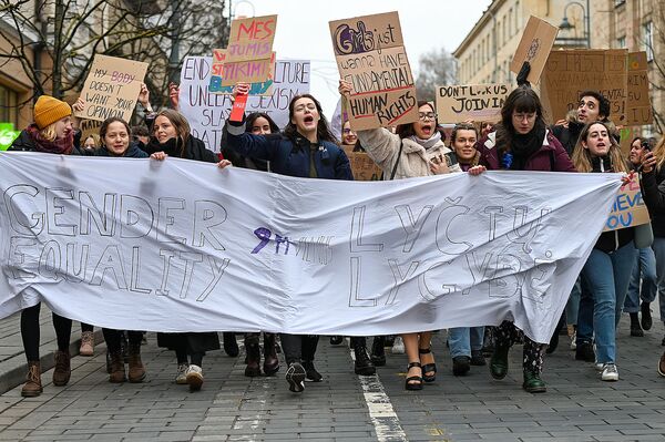 Акция феминисток 9 марта в Вильнюсе - Sputnik Литва