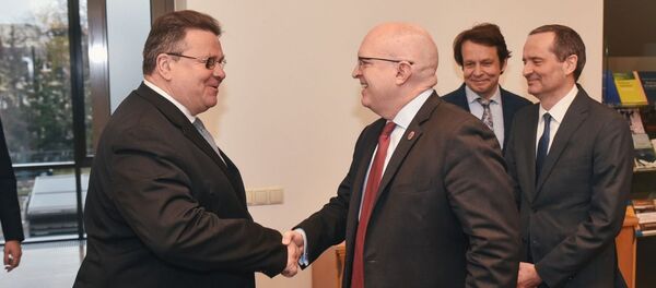Lietuvos užsienio reikalų ministras Linas Linkevičius susitiko su Jungtinių Amerikos Valstijų valstybės sekretoriaus padėjėju Philipu Thomas Reekeriu - Sputnik Lietuva
