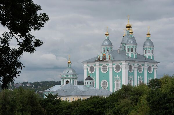 Вид на Успенский собор в Смоленске - Sputnik Lietuva