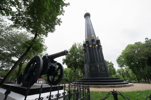 Памятник защитникам Смоленска в Лопатинском саду - Sputnik Lietuva