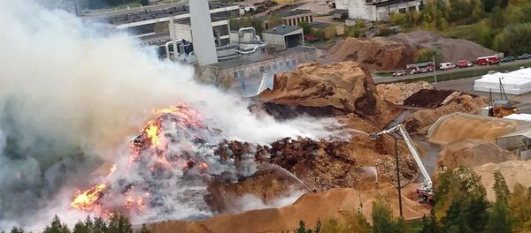 Тушение пожара в Радвилишкис Тушение пожара в Радвилишкис - Sputnik Литва